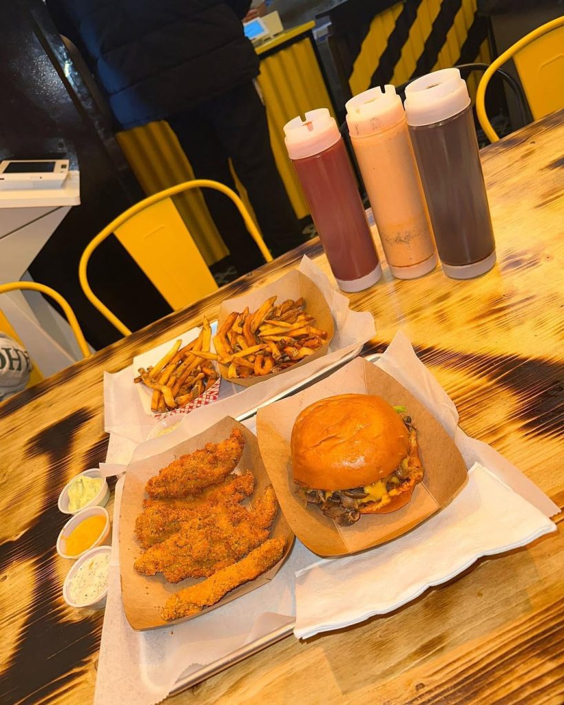 Burger with cheese Burger with cheese
