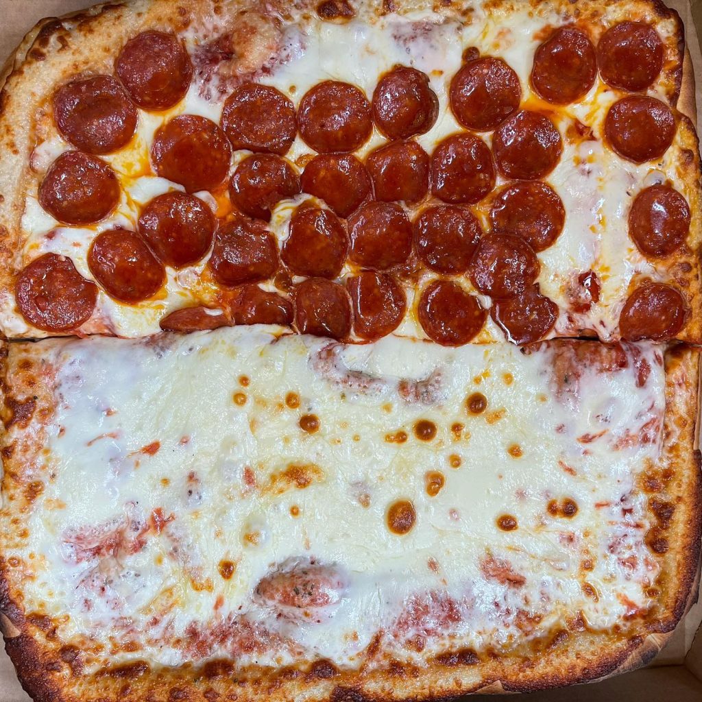 Torna Pizzeria food image 2