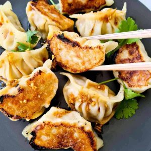 Pan fried pork dumplings 10 pcs