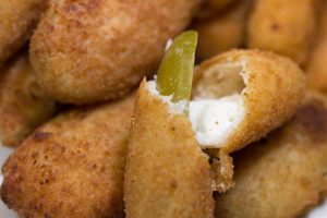 Jalapeno Poppers (6 pcs)