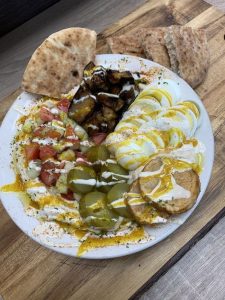 Sabich Platter - Large for 10 (20 eggs)