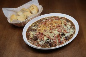 Aperitivo Filet Mignon ao Molho Madeira Gratinado