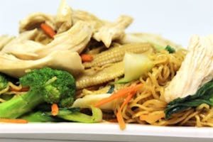 Stir-Fried Chicken White Meat (G 1eafng)