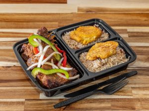 Turkey in Sauce with Rice and Beans