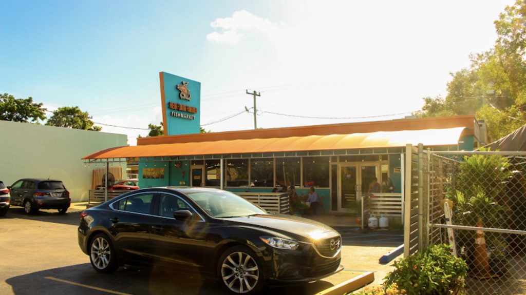 Fresh Florida Fisheries storefront