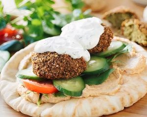 Falafel with Humus Falafel with Humus