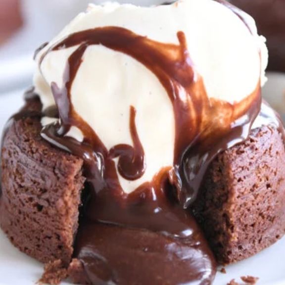 Lava Cake W/Ice Cream Lava Cake W/Ice Cream