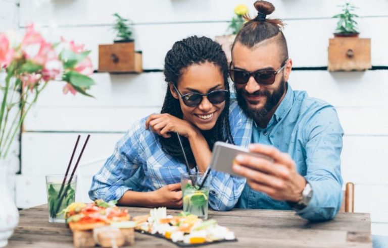 Cyber Sauced: How Restaurants Can Ride the Shop-at-Home Wave